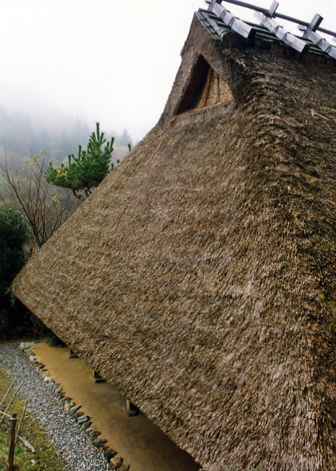 関西の茅葺民家 39