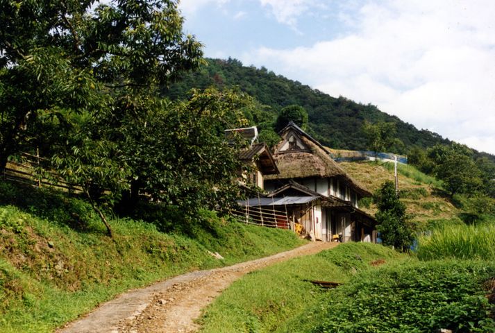 関西の茅葺民家 66