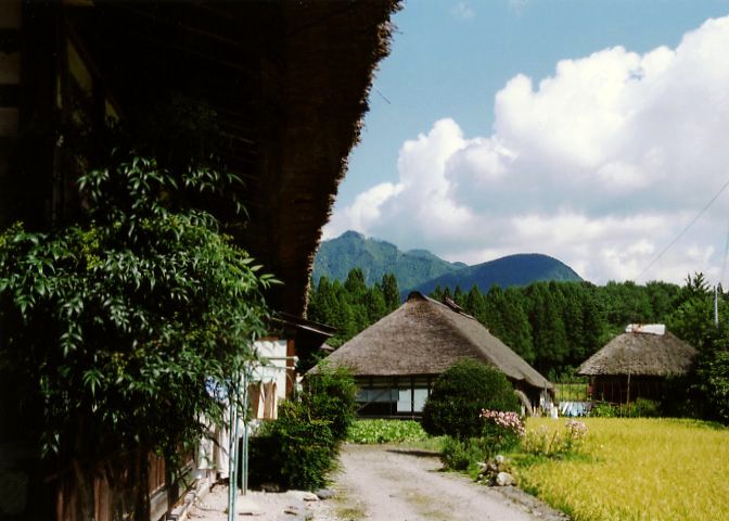 東北の茅葺民家 37