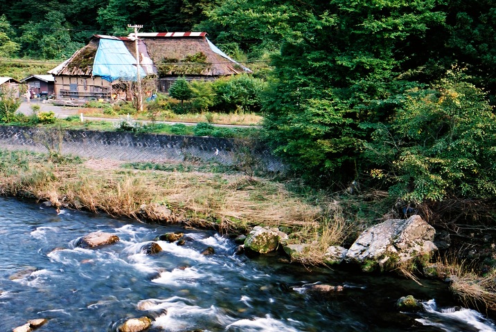 東北の茅葺民家 56