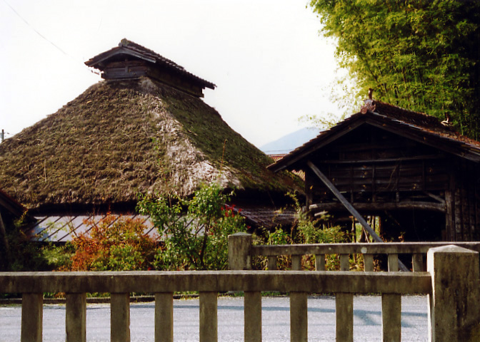 中国・四国の茅葺民家 19